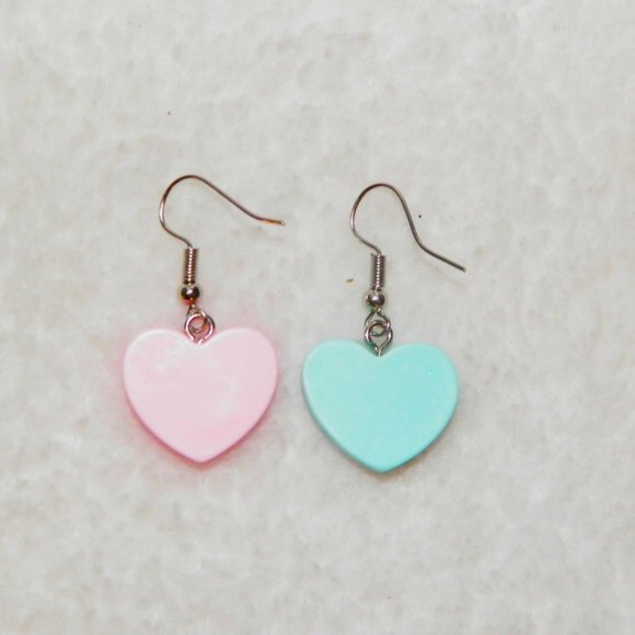 💘NEW💘 Valentine Conversation Hearts Earrings Silver Dangle Drop - Picture 3 of 5